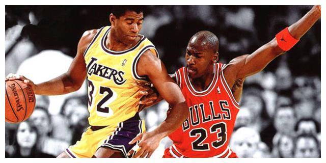 包含篮球巨星间的交锋，将擦出火花，掀起赛场风云的词条