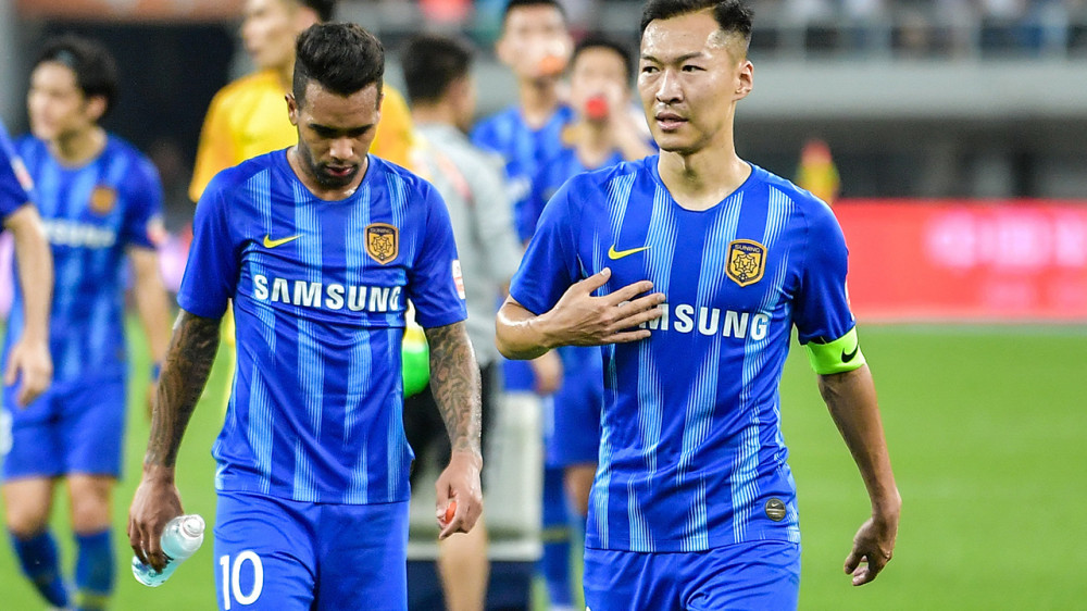 关于江苏苏宁后防线稳固，保持不败纪录的信息